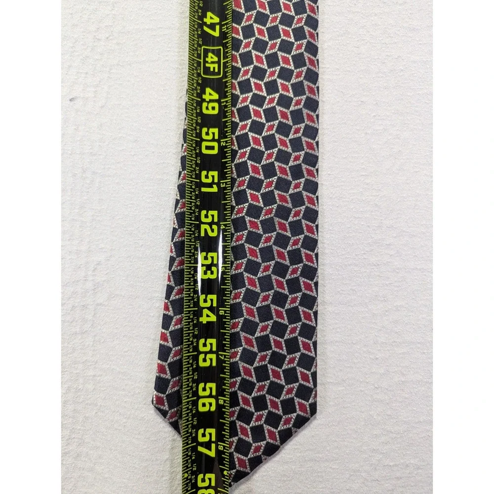 Brooks Brothers Makers Silk Tie Navy Red 3D Cube Geometric Made USA Necktie